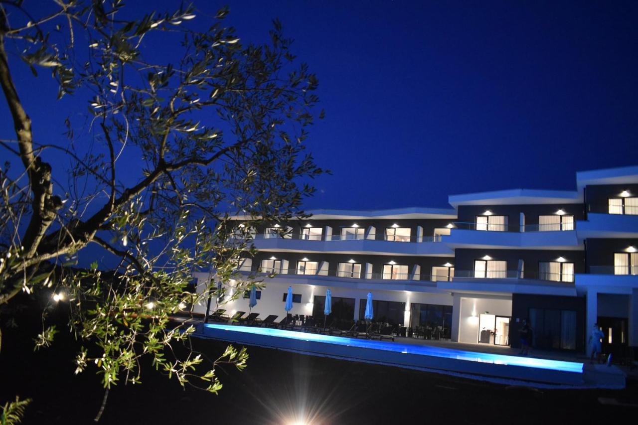Hotel Delfin Lanterna Tar-Vabriga エクステリア 写真