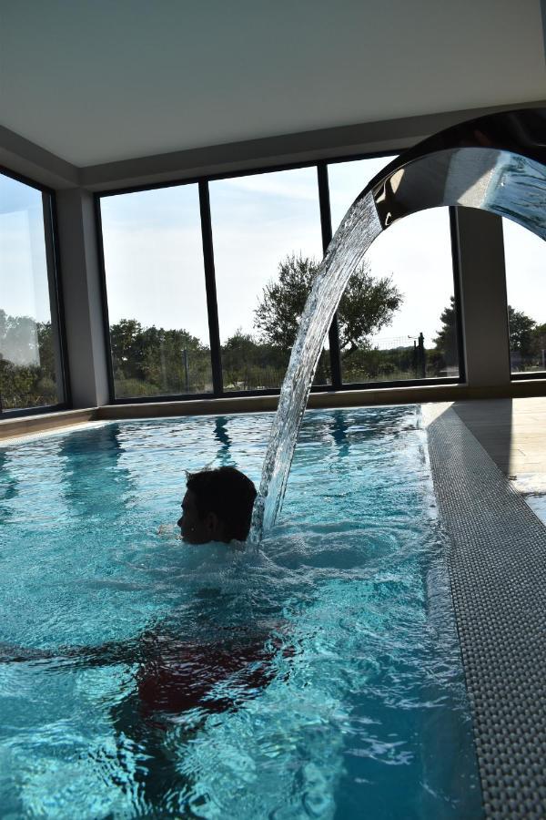 Hotel Delfin Lanterna Tar-Vabriga エクステリア 写真
