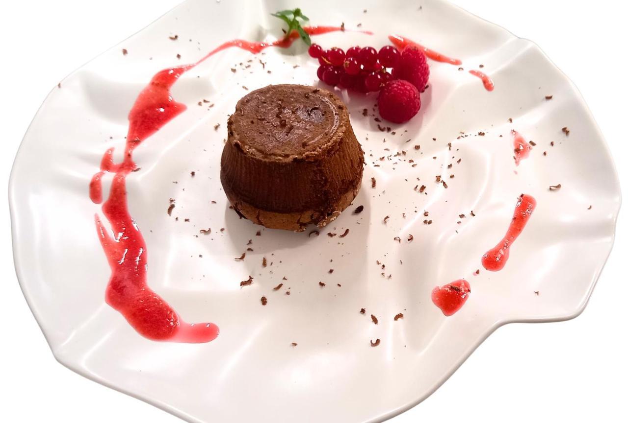 Hotel Delfin Lanterna Tar-Vabriga エクステリア 写真